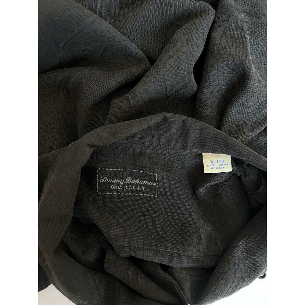 Tommy Bahama Mens XL 100% Silk Black Short Sleeve Shirt Button Floral Pocket - Picture 4 of 5